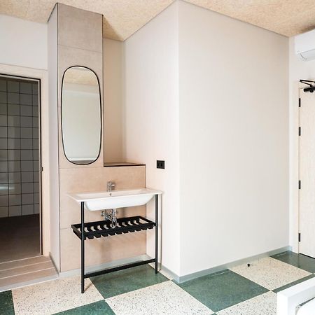 Lamia Bbk Women Hostel-Solo Mujeres Bilbao Exterior photo