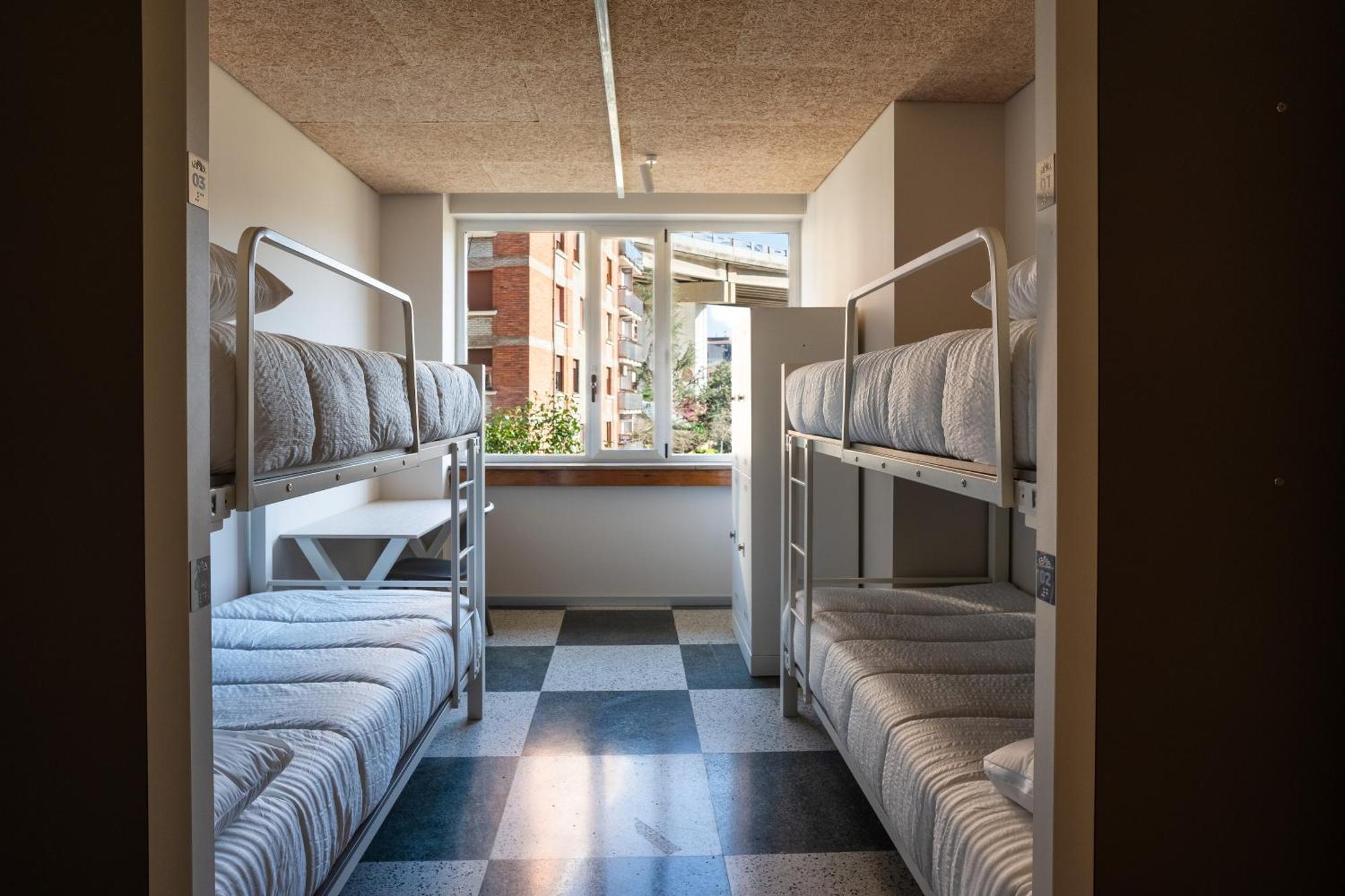 Lamia Bbk Women Hostel-Solo Mujeres Bilbao Exterior photo