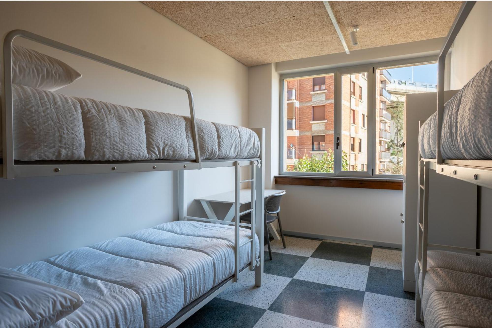 Lamia Bbk Women Hostel-Solo Mujeres Bilbao Exterior photo